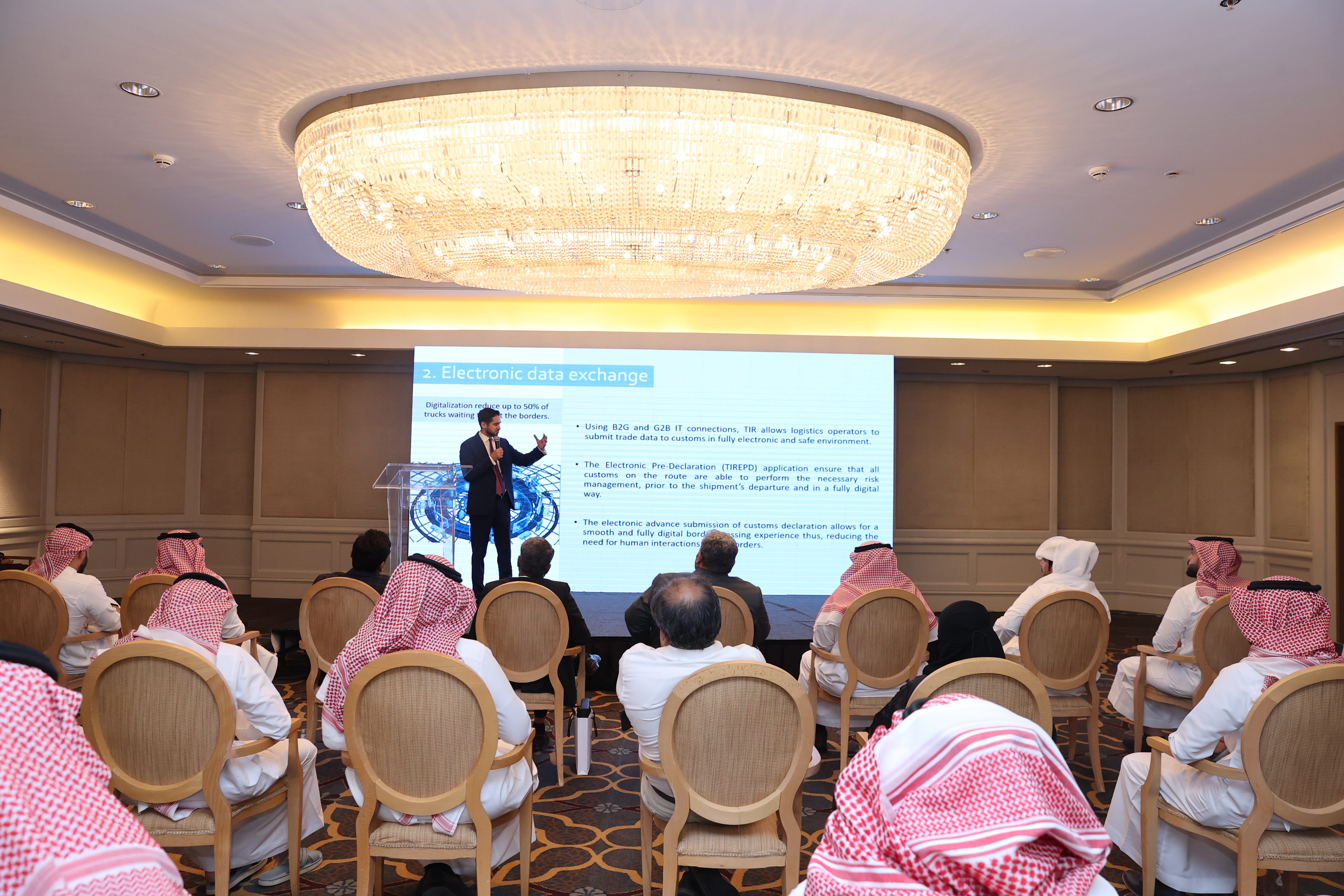 IRU briefs logistics sector on power of professionalisation in Riyadh