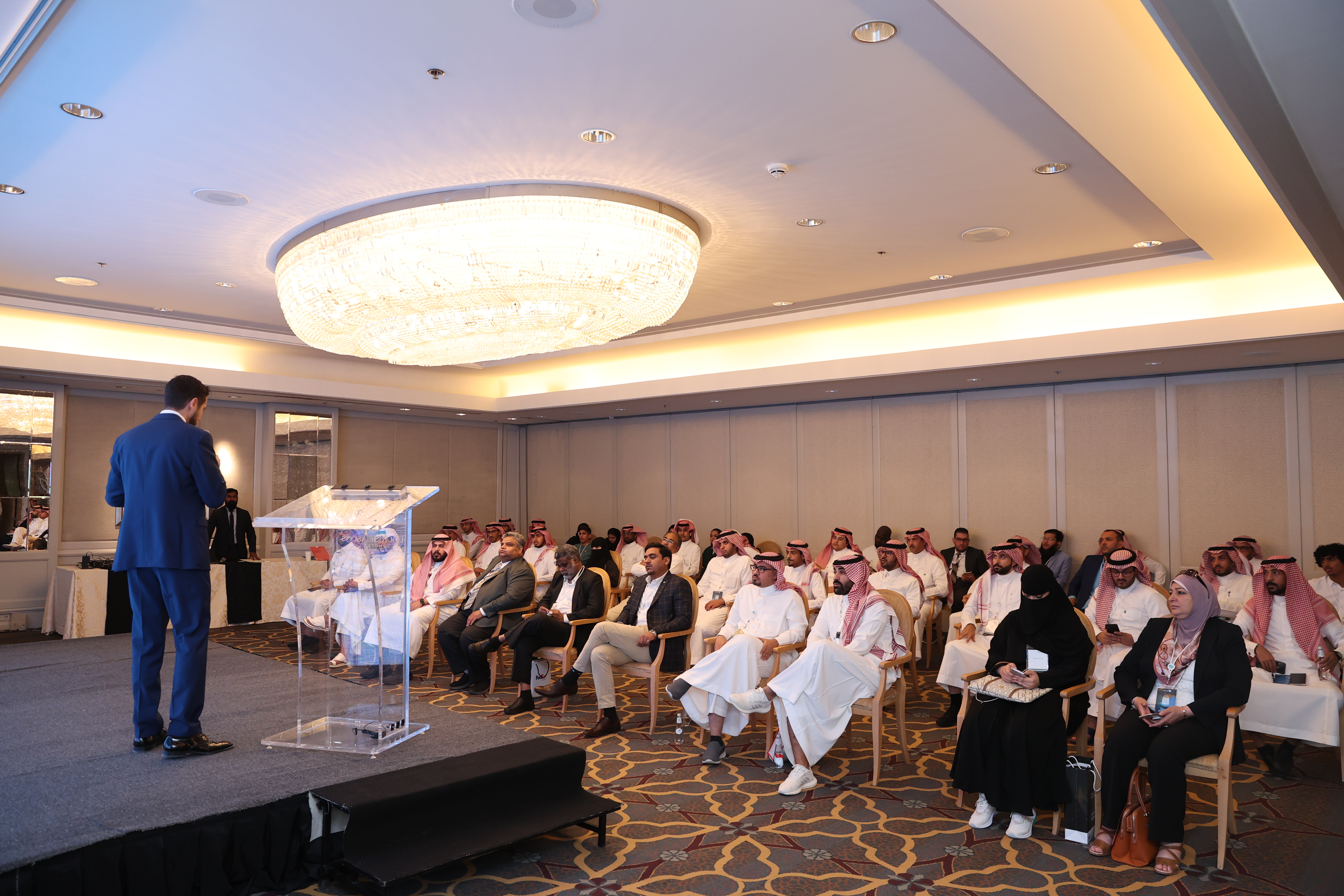 IRU briefs logistics sector on power of professionalisation in Riyadh