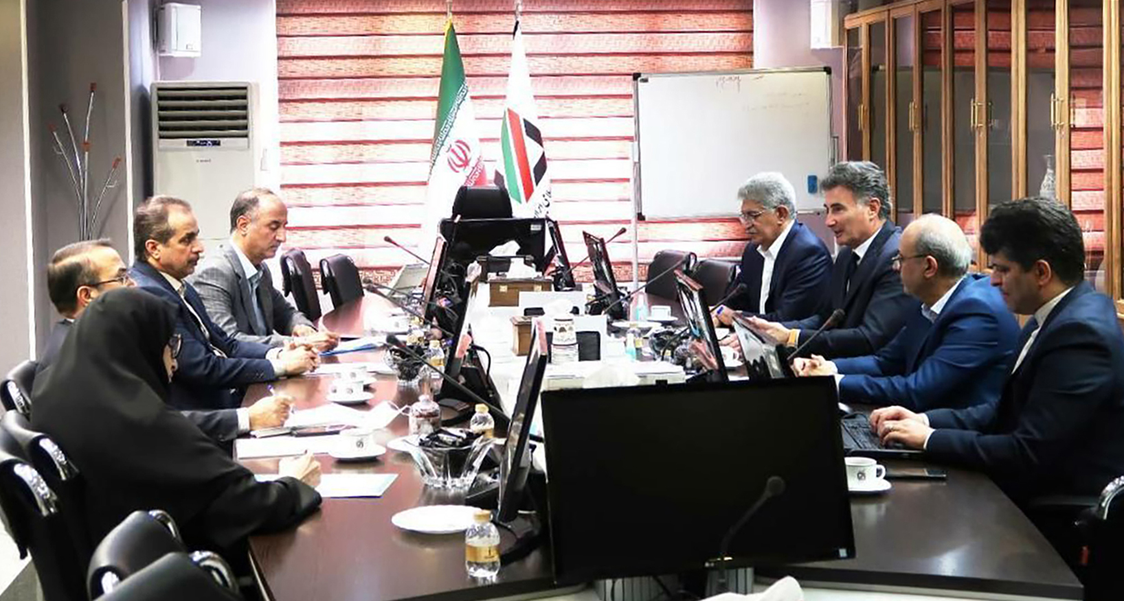 Iran and IRU focus on further expanding transit and trade