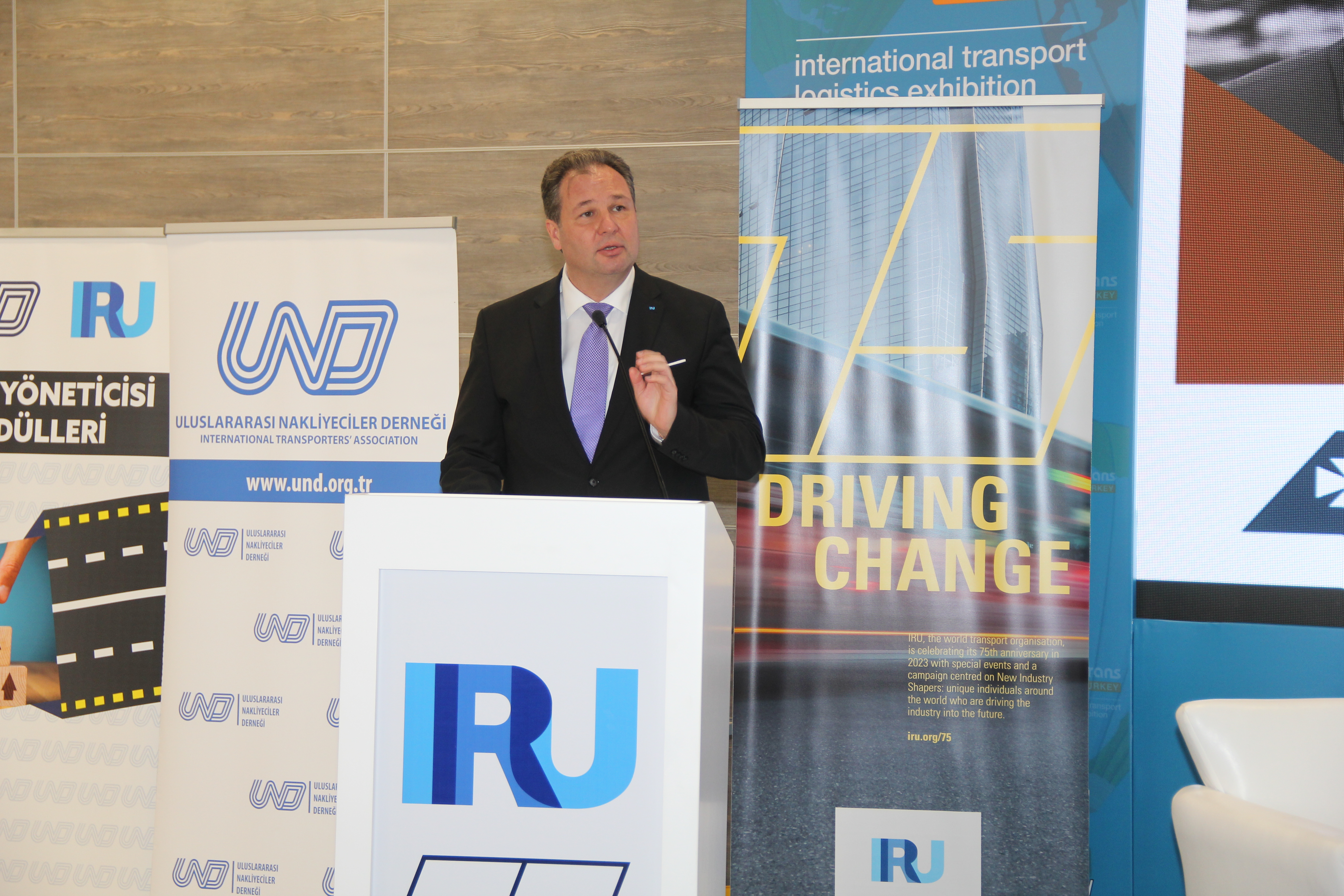 The road to the future: IRU marks 75th anniversary in Istanbul