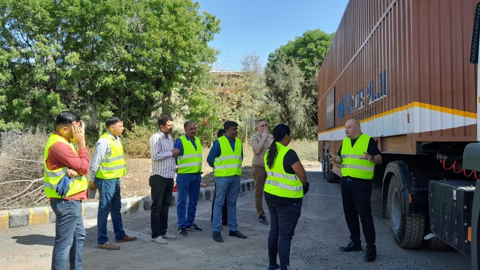 India rolls out internationally recognised truck driver training ...