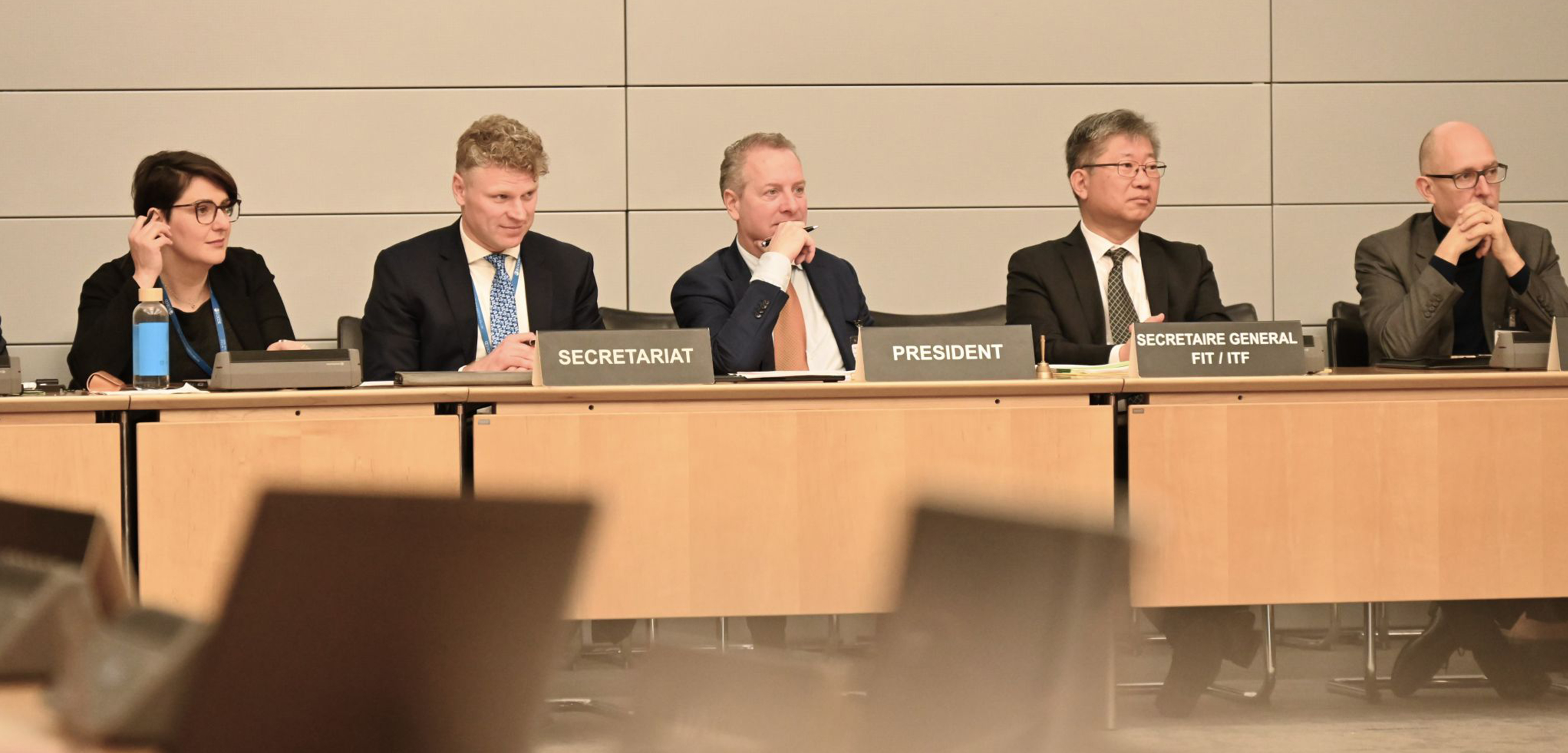 IRU helps implement cross-border road transport quota system reform