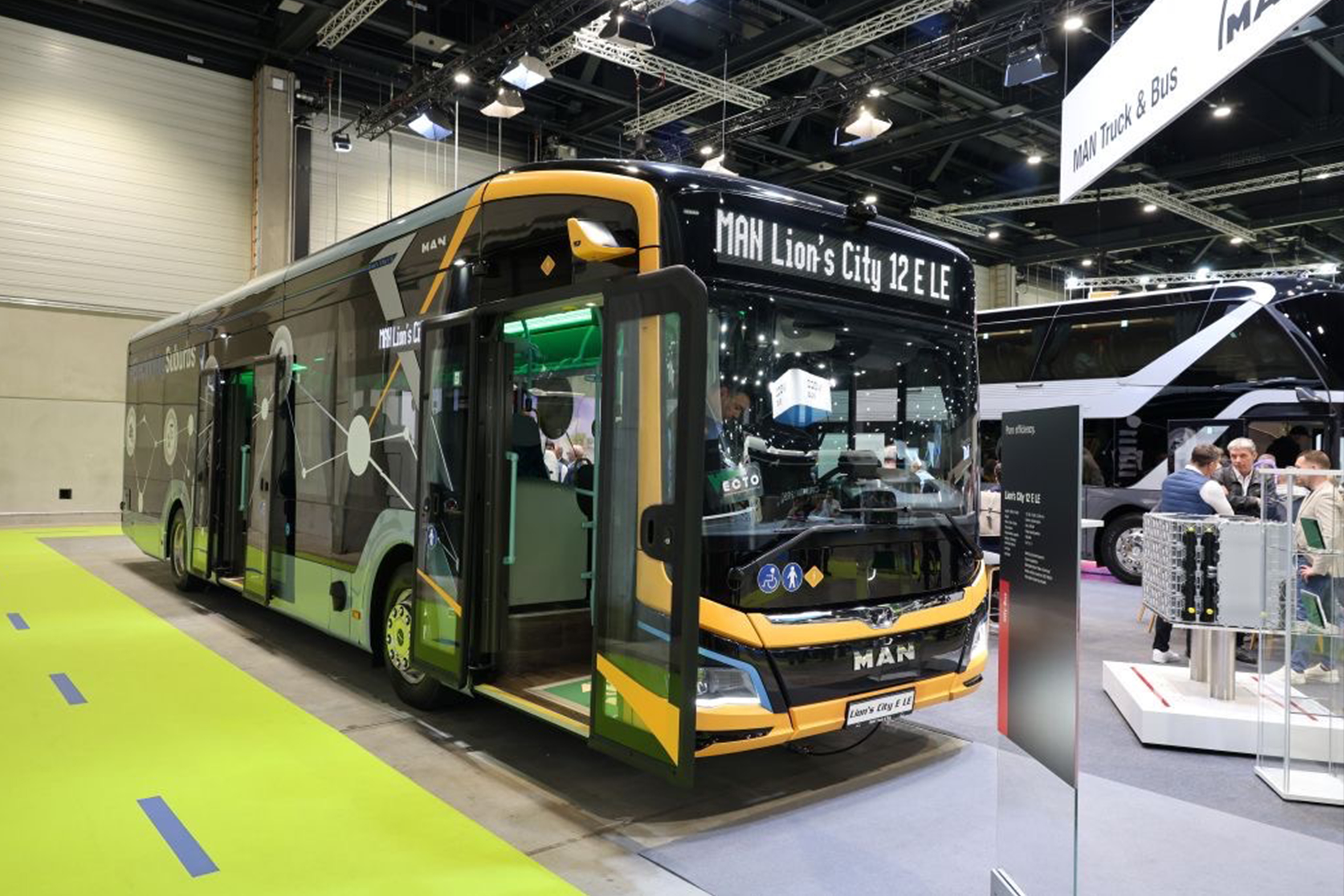 From innovation to implementation: IRU at BUS2BUS