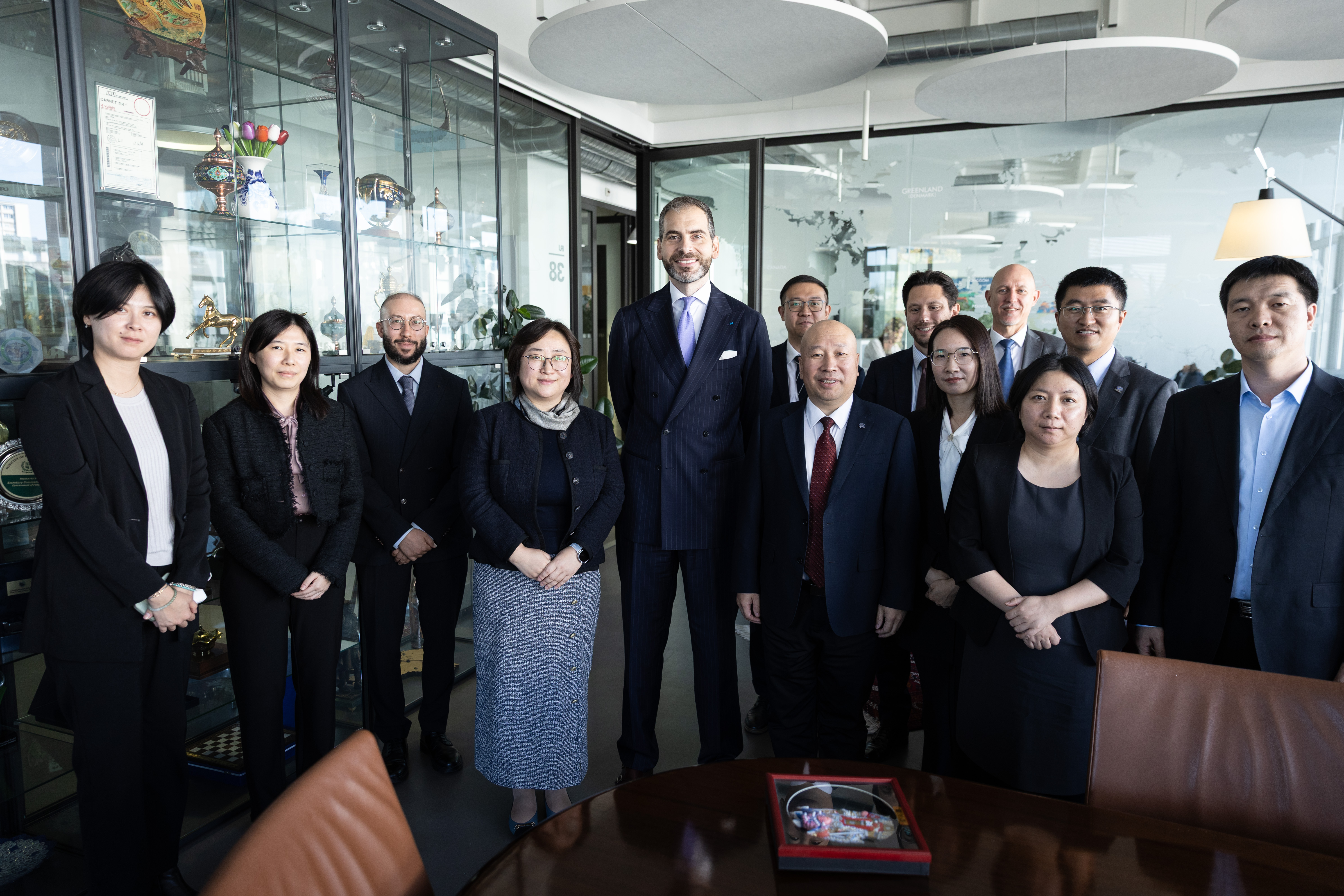 IRU and Chinese automotive leaders explore common ground
