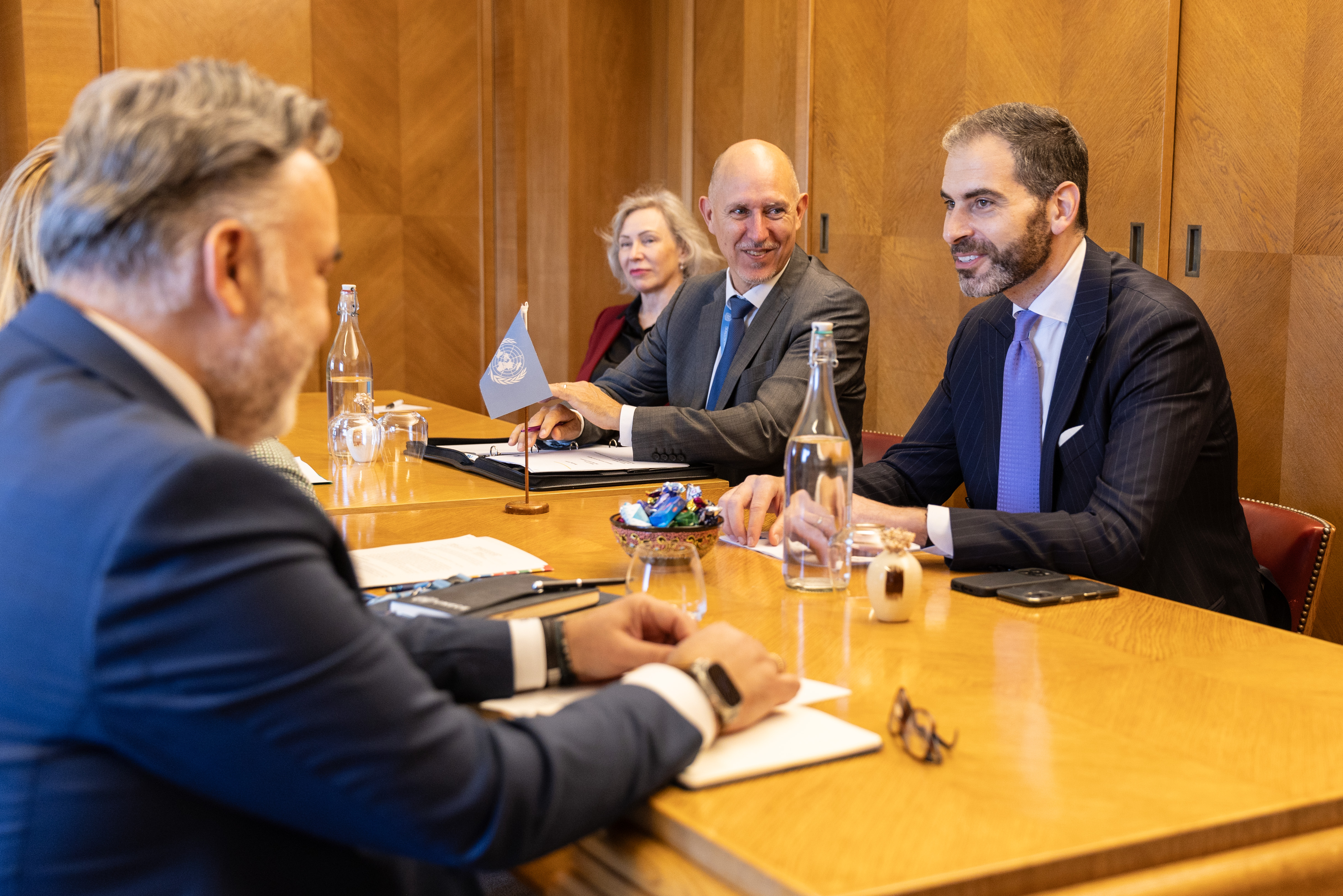 IRU and UNECE eye stronger cooperation on international road transport