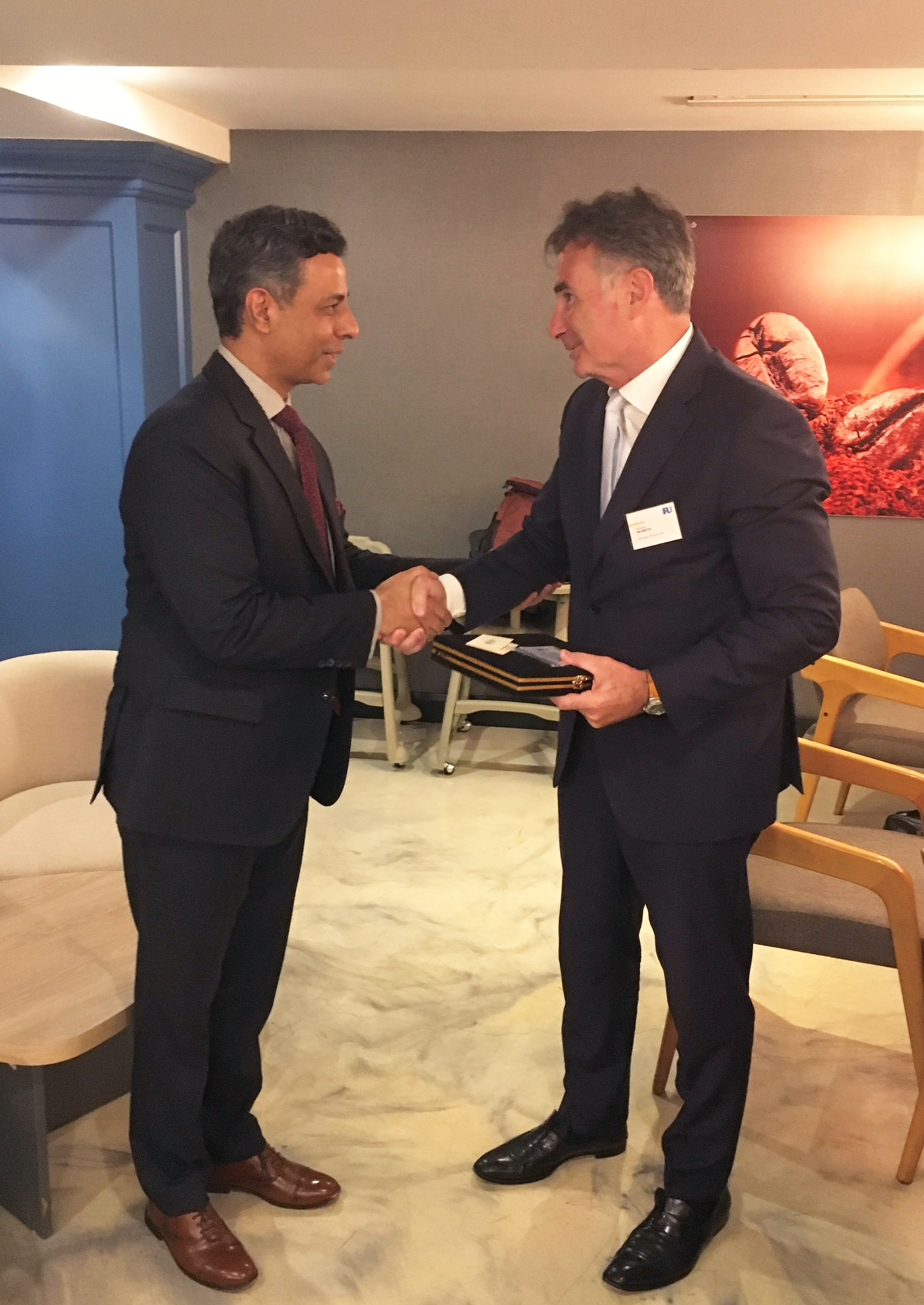 IRU and NLC weigh new plans to boost Pakistani trade and transport ...