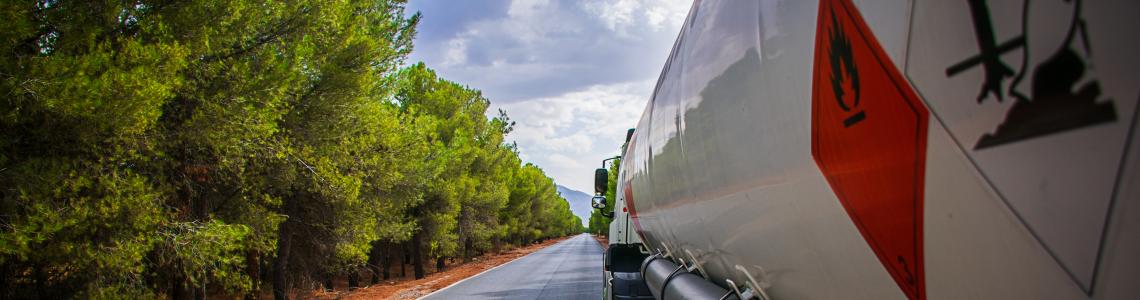 How to transport dangerous goods by road