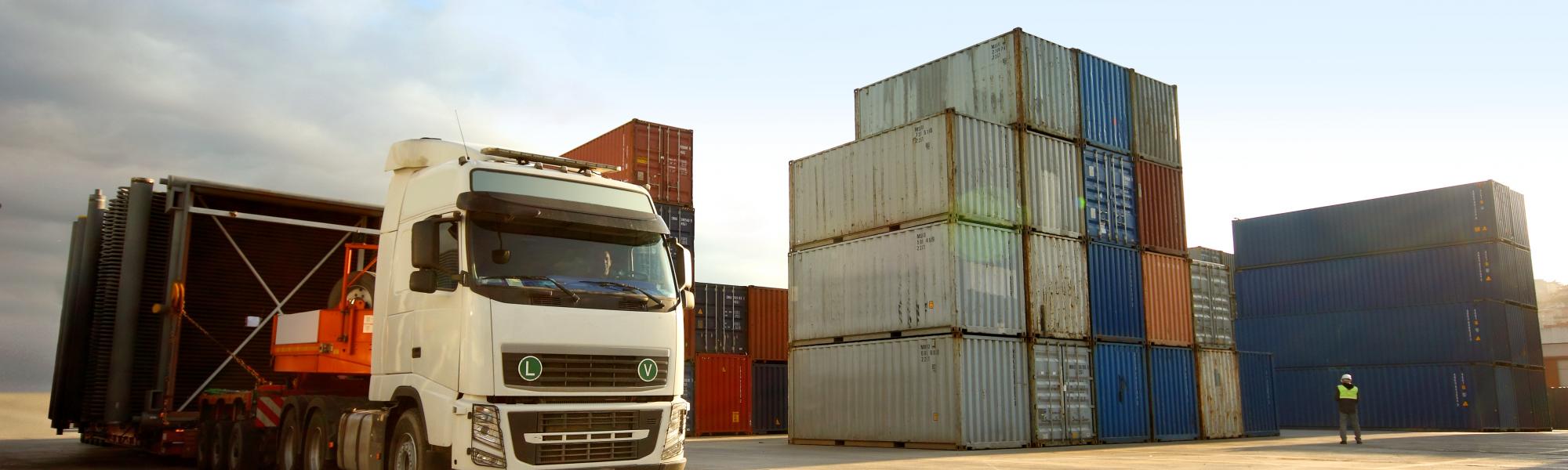 Turkey loading containers at Samsun port