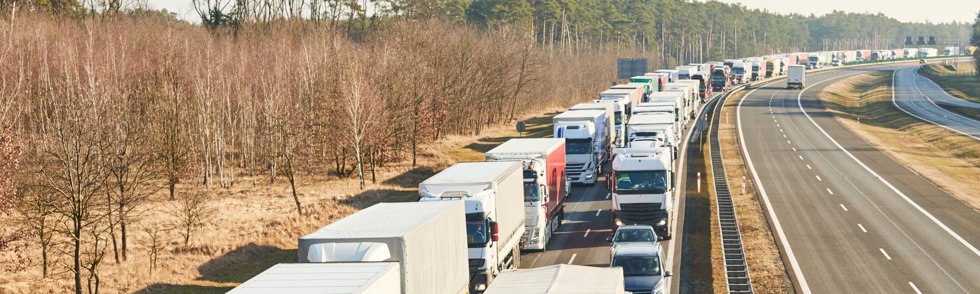 IRU urges European Commission to address damaging border waiting times