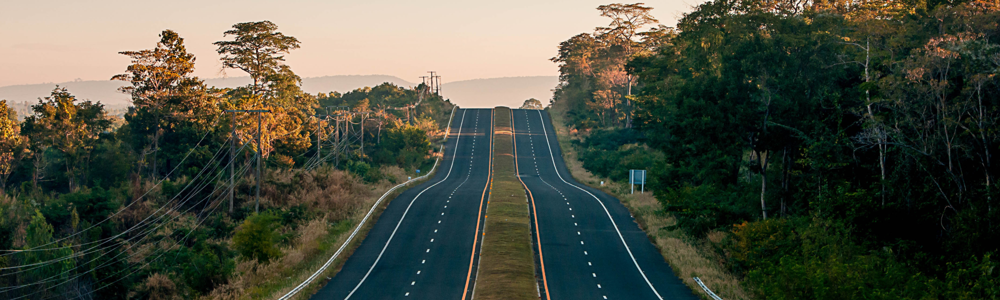 The road transport sector is committed to becoming carbon neutral by 2050. But many types of actions are needed to achieve this. How do we get there, starting today?