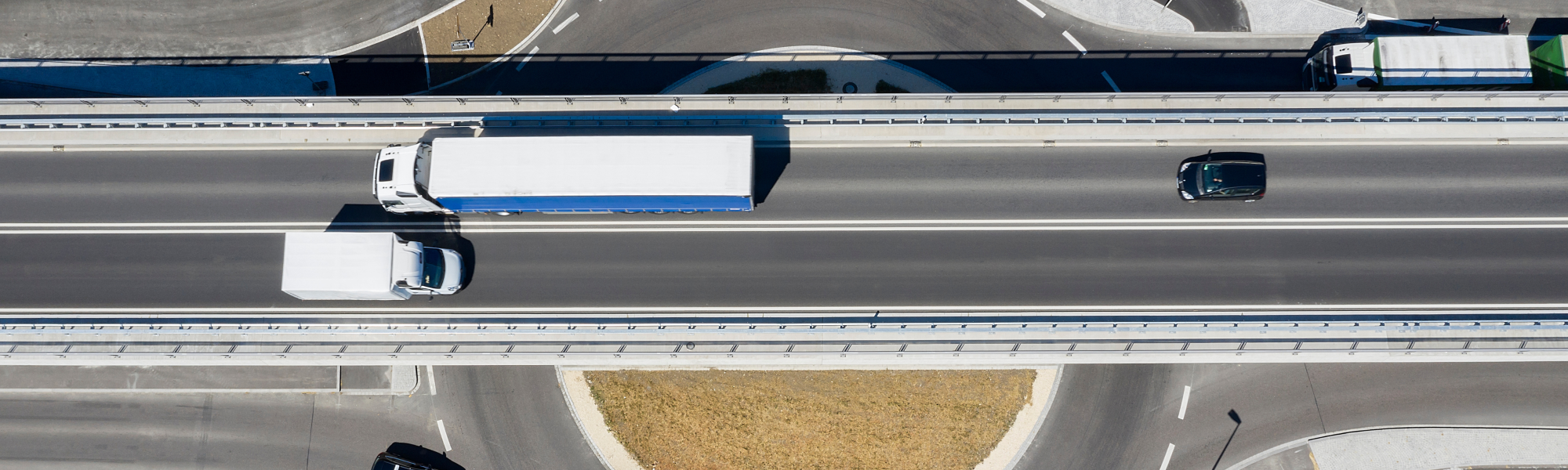 The European Council has reached a final decision on the new EU CO₂ standards for heavy-duty vehicles. This concludes a legislative process that led to overly idealistic emission reduction targets. But more work lies ahead. The standards include a revision clause for 2027 and further evaluation of the role of carbon-neutral fuels in achieving net-zero emissions.