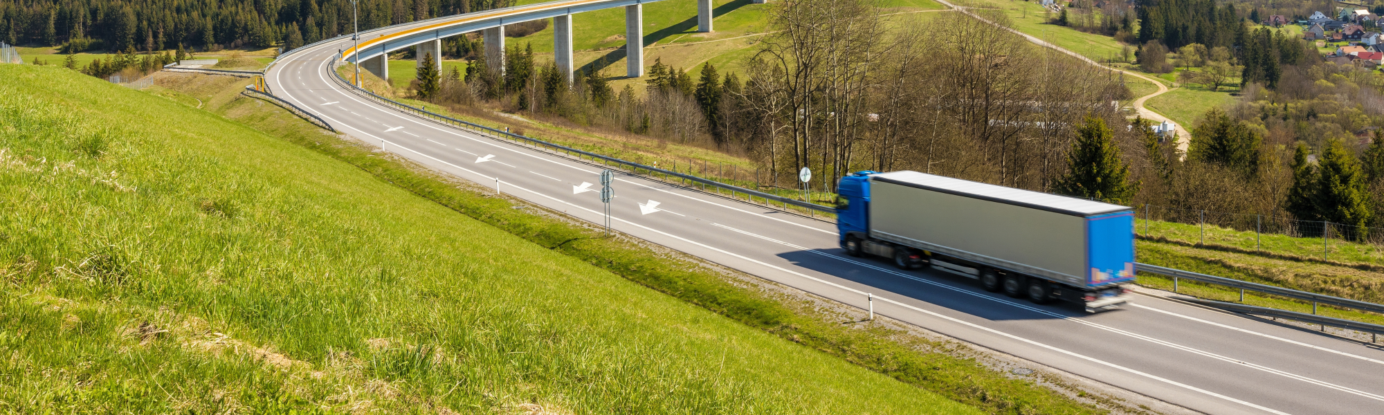 By offering access to one of the largest energy-agnostic acceptance networks in Europe, DKV Mobility is helping road transport operators maximise the benefits of all available decarbonisation fuel solutions.