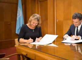 IRU signs agreement with UNECE