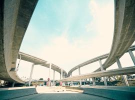 Future challenges in urban mobility