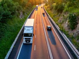 The Upply x Ti x IRU European road freight rates index found that Q3 rates remained flat in the contract index quarter on quarter (q-o-q). In contrast, the spot rate index fell by 4.4 points q-o-q. Overall, both the spot and contract rate indexes have fallen year on year (y-o-y).