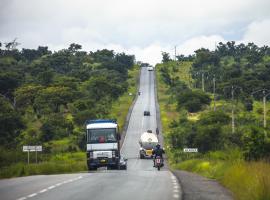 IRU briefs African governments and industry on road transport reforms