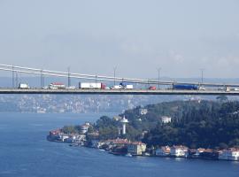 Road transport powers prosperity: IRU at Islamic Development Bank forum