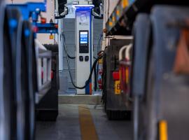 Waiting for electric truck parity could leave operators behind