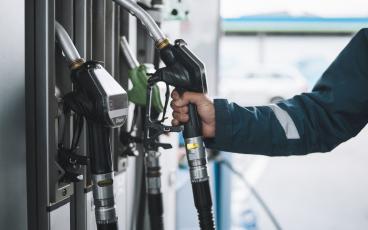 IRU backs release of oil reserves