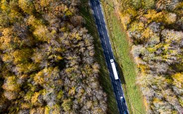 The cost of tomorrow's trucks: TCO and CO₂ in France