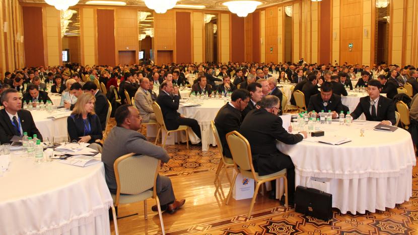 audience at Ashgabat transport business summit
