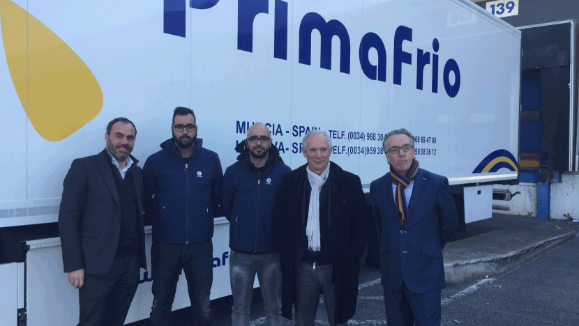 primofrio-truck-container-people