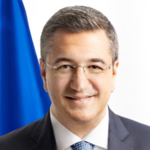 Apostolos Tzitzikostas