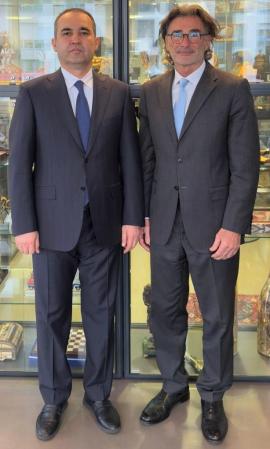 Umberto de Pretto and Uzbekistan’s chief of customs Akmalhoja Mavlonov