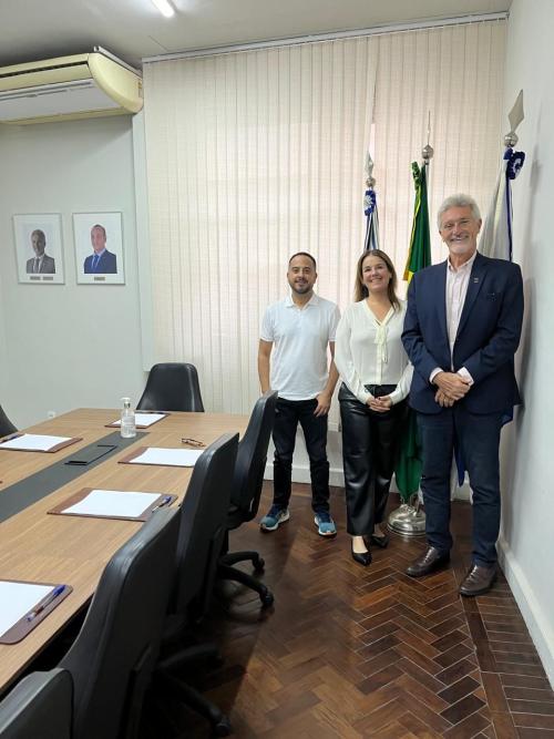 IRU reinforced its continued support for Brazil’s accession to TIR, as well as the accession of Paraguay and the implementation of TIR in Argentina, Chile and Uruguay, opening the door to more efficient and secure trade.